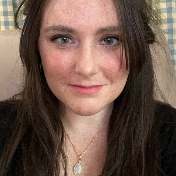 Meet your Posher, Kate - Picture 1 of 1